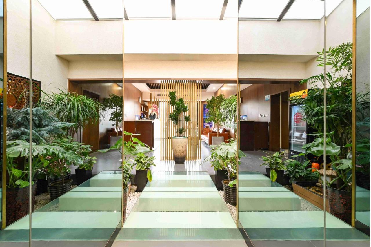 Xingshe Alley Courtyard Hotel Beijing Wangfujing Forbidden City Branch - Breakfast Included & English Speaking Reception & Free Wifi And Laundry Room & Hutong Culture & Cat-Keeping & Flower-Growing Terrace & One Day Tour Service & Free Coffee Εξωτερικό φωτογραφία