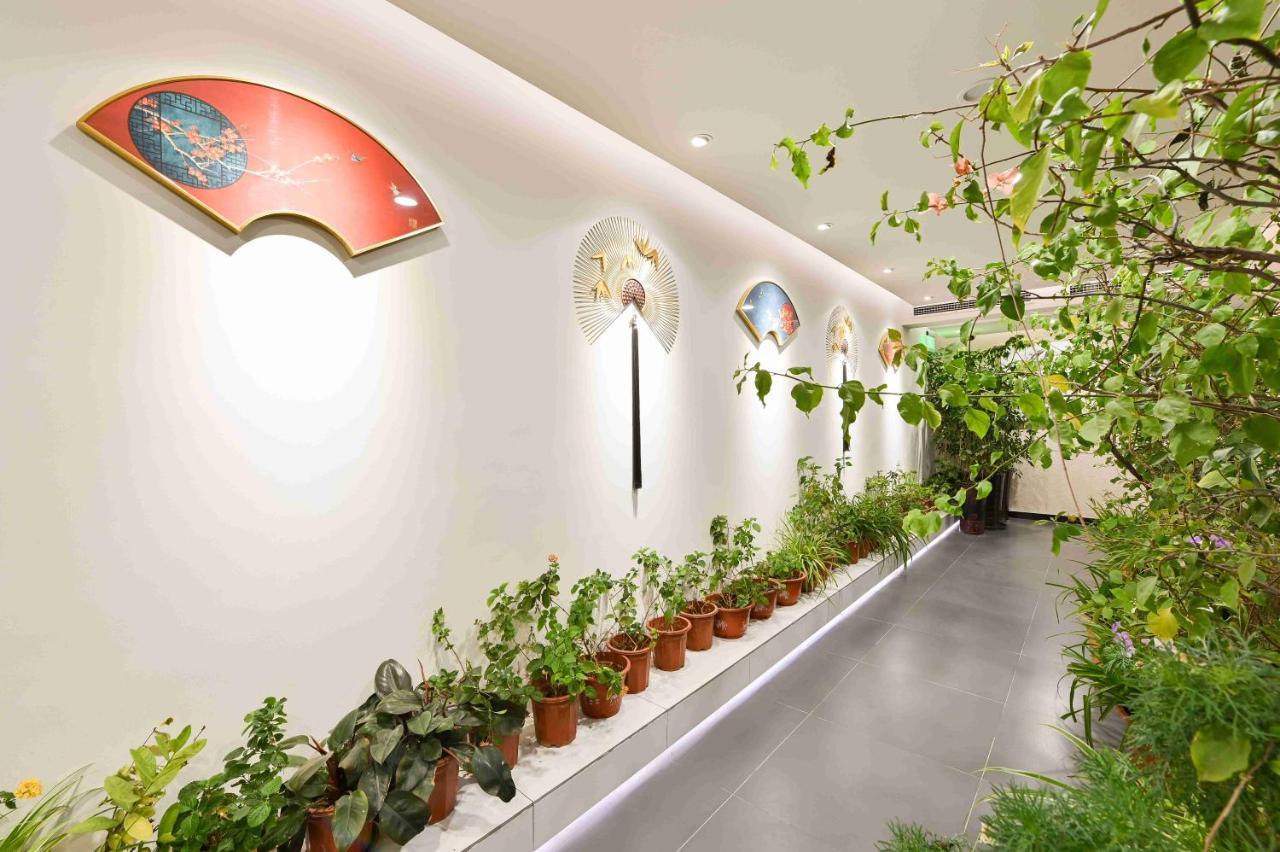Xingshe Alley Courtyard Hotel Beijing Wangfujing Forbidden City Branch - Breakfast Included & English Speaking Reception & Free Wifi And Laundry Room & Hutong Culture & Cat-Keeping & Flower-Growing Terrace & One Day Tour Service & Free Coffee Εξωτερικό φωτογραφία