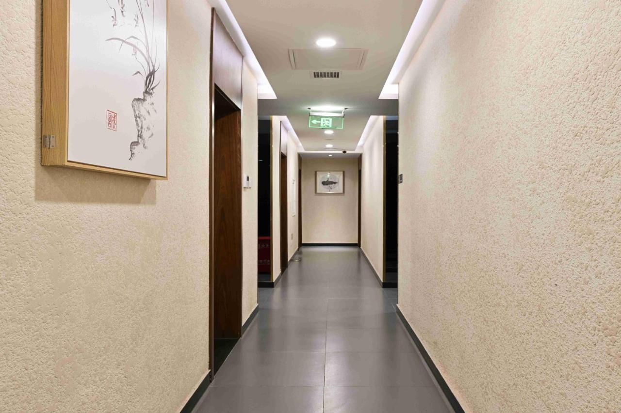 Xingshe Alley Courtyard Hotel Beijing Wangfujing Forbidden City Branch - Breakfast Included & English Speaking Reception & Free Wifi And Laundry Room & Hutong Culture & Cat-Keeping & Flower-Growing Terrace & One Day Tour Service & Free Coffee Εξωτερικό φωτογραφία