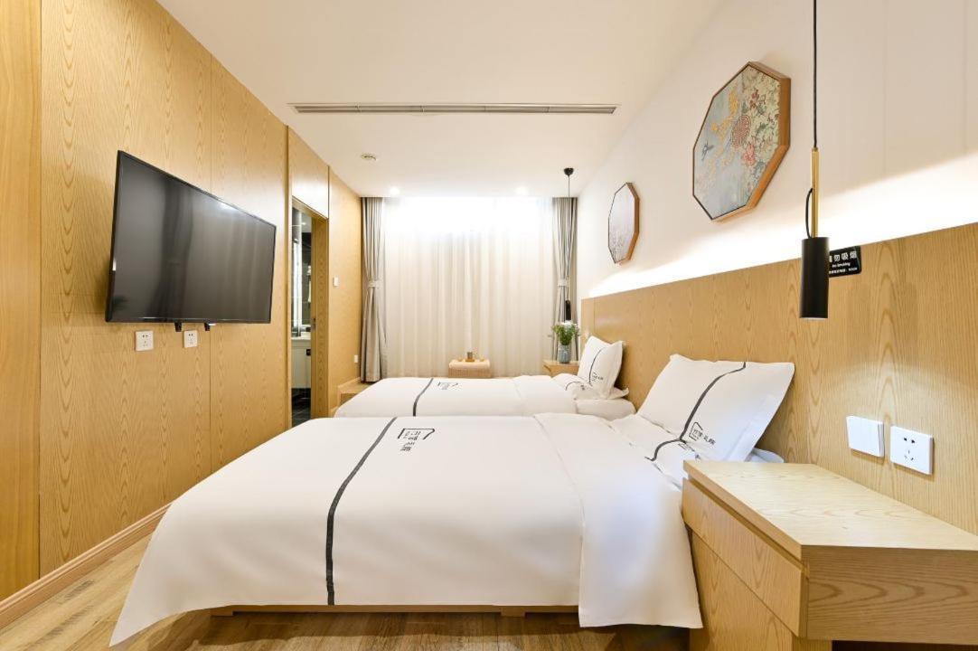 Xingshe Alley Courtyard Hotel Beijing Wangfujing Forbidden City Branch - Breakfast Included & English Speaking Reception & Free Wifi And Laundry Room & Hutong Culture & Cat-Keeping & Flower-Growing Terrace & One Day Tour Service & Free Coffee Εξωτερικό φωτογραφία