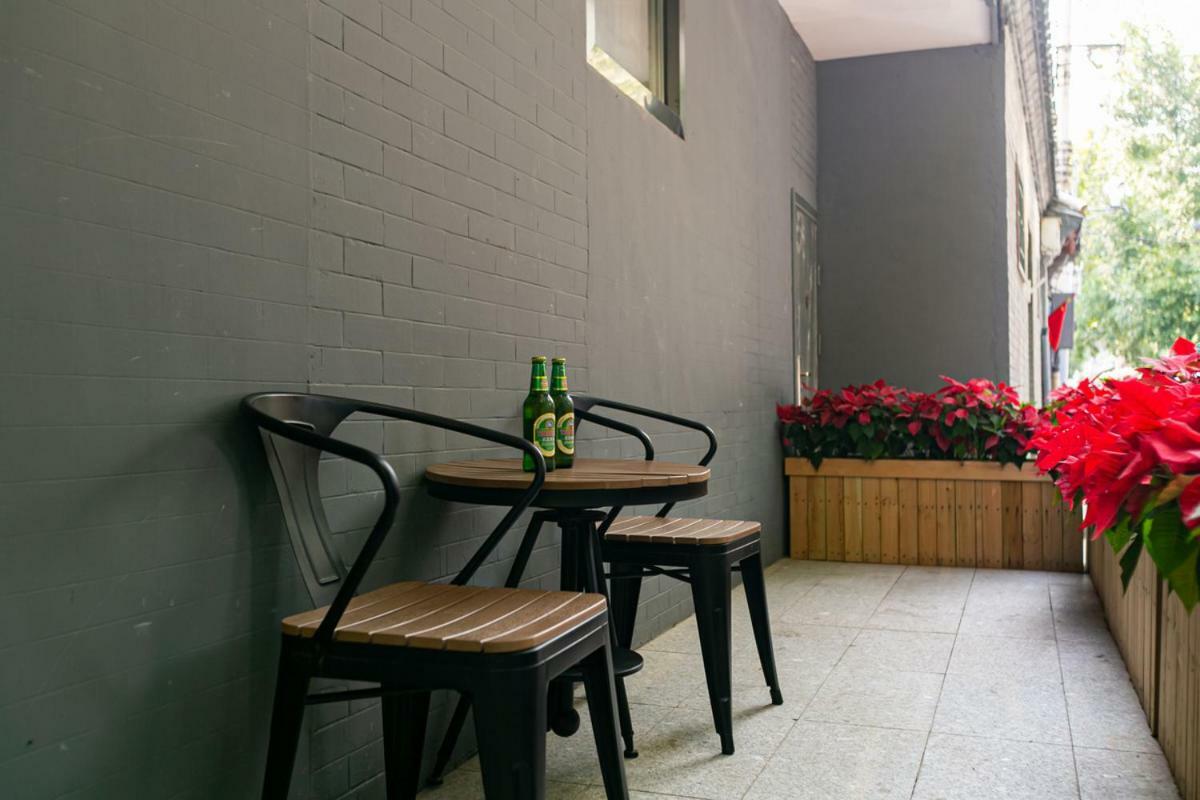 Xingshe Alley Courtyard Hotel Beijing Wangfujing Forbidden City Branch - Breakfast Included & English Speaking Reception & Free Wifi And Laundry Room & Hutong Culture & Cat-Keeping & Flower-Growing Terrace & One Day Tour Service & Free Coffee Εξωτερικό φωτογραφία